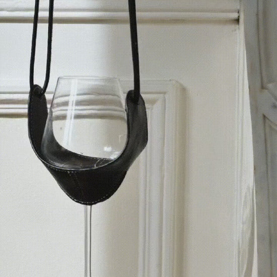 AURORA DÙ WINE glass Italian leather carrier in black