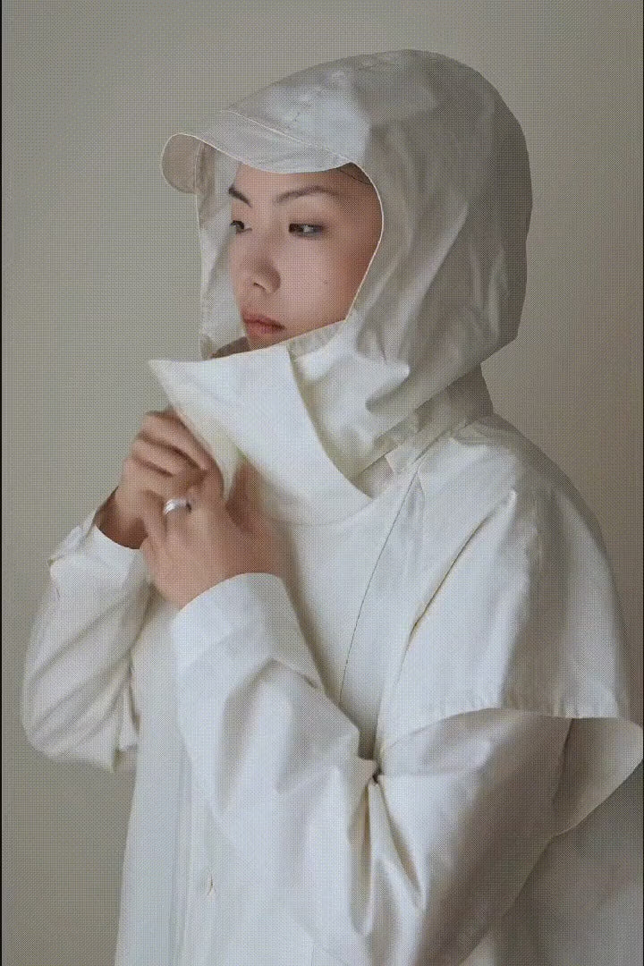 AURORA DÙ LANGLOIS long rain coat in white