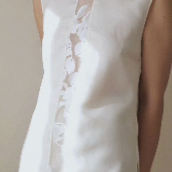 AURORA DÙ RONCHAMP silk sleeveless top in beige